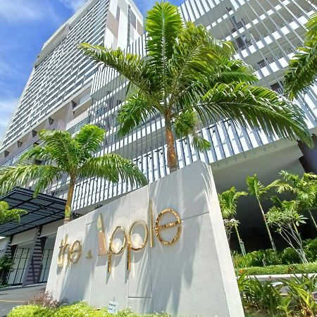 The Apple Residence By Heystay Management Malacca Kültér fotó